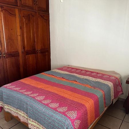 Casa De Lizamaria Apartment Манзанило Екстериор снимка