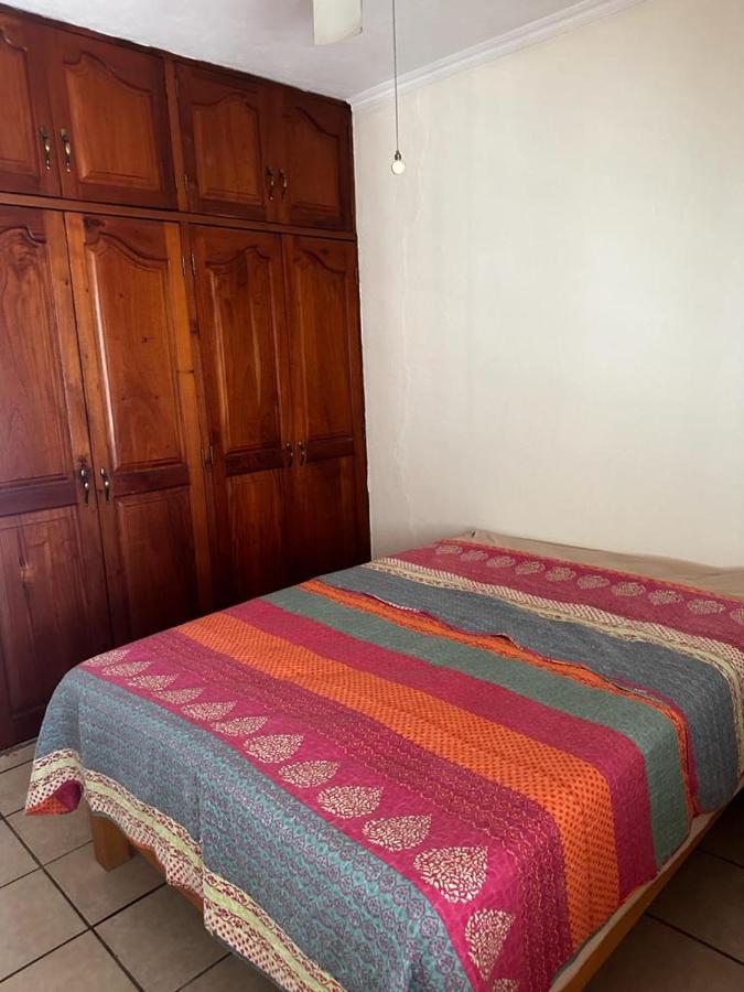 Casa De Lizamaria Apartment Манзанило Екстериор снимка